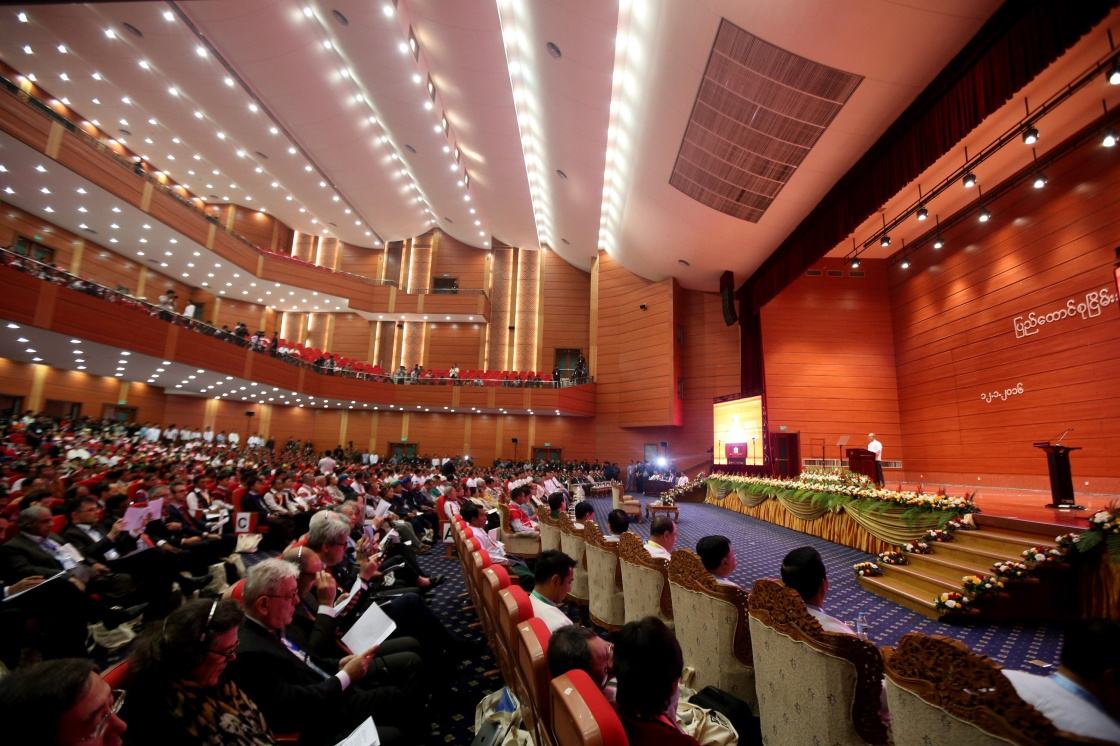 會議場地的選擇，主要考慮哪些因素？